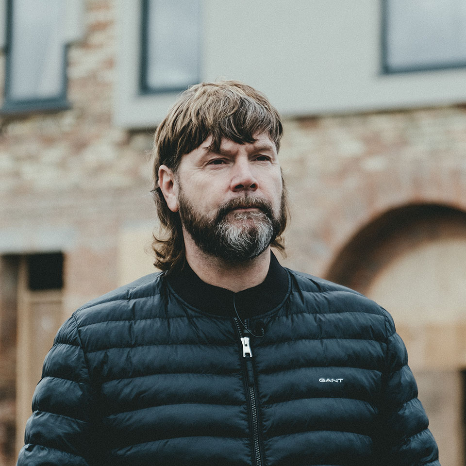 Rea Garvey im UNHIDE Hub in Kiew, Oktober 2024 – Gründer der Stiftung Saving an Angel